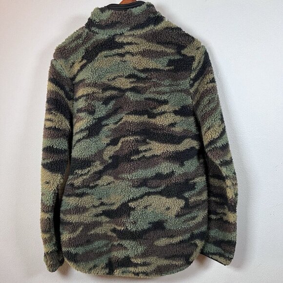 Fuda Women’s Green Camo Sherpa Size M Long Sleeve 1/4 Zip Fuzzy Jacket - Picture 2 of 9